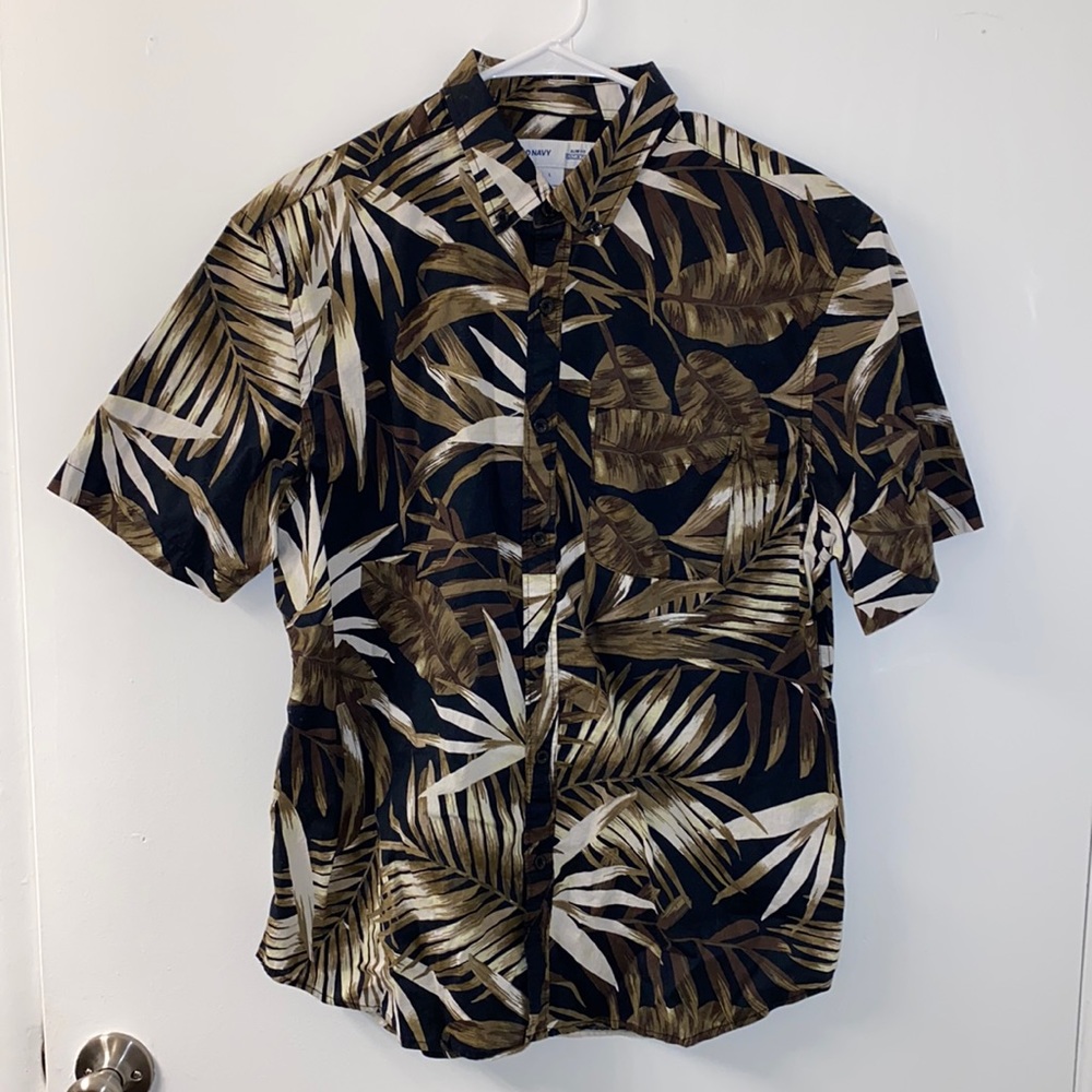 Old Navy Short Sleeve Button Up Shirt